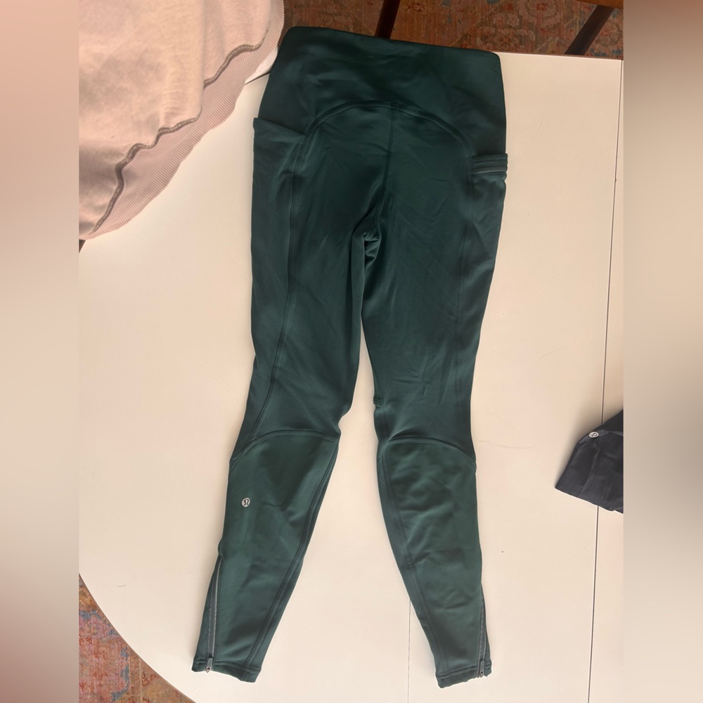 Green pockets grommets design yoga pants side pocket